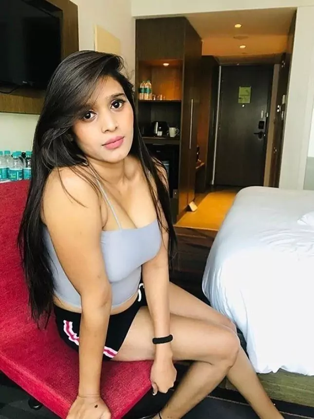 कॉल गर्ल्स सर्विस  सुशांत गोल्फ सिटी